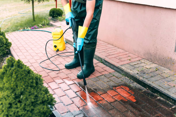 Why Choose Our Certified Pressure Washing Experts for Your Project Needs in Westlake Village, IL?